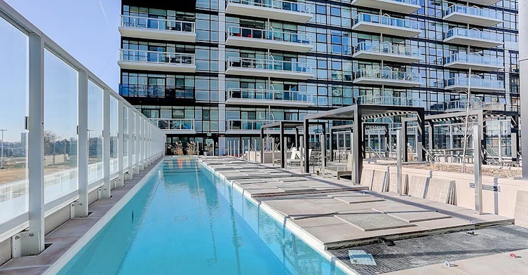 327-251 Manitoba Street, Toronto, ON, M8Y 4G9