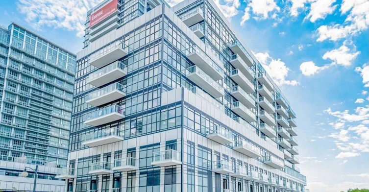 327-251 Manitoba Street, Toronto, ON, M8Y 4G9 - 2