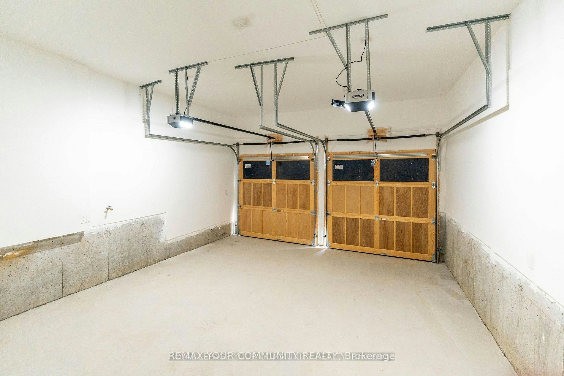 Upper-14 Donnybrook Court, Brampton, ON, L7A 1W2 - 18