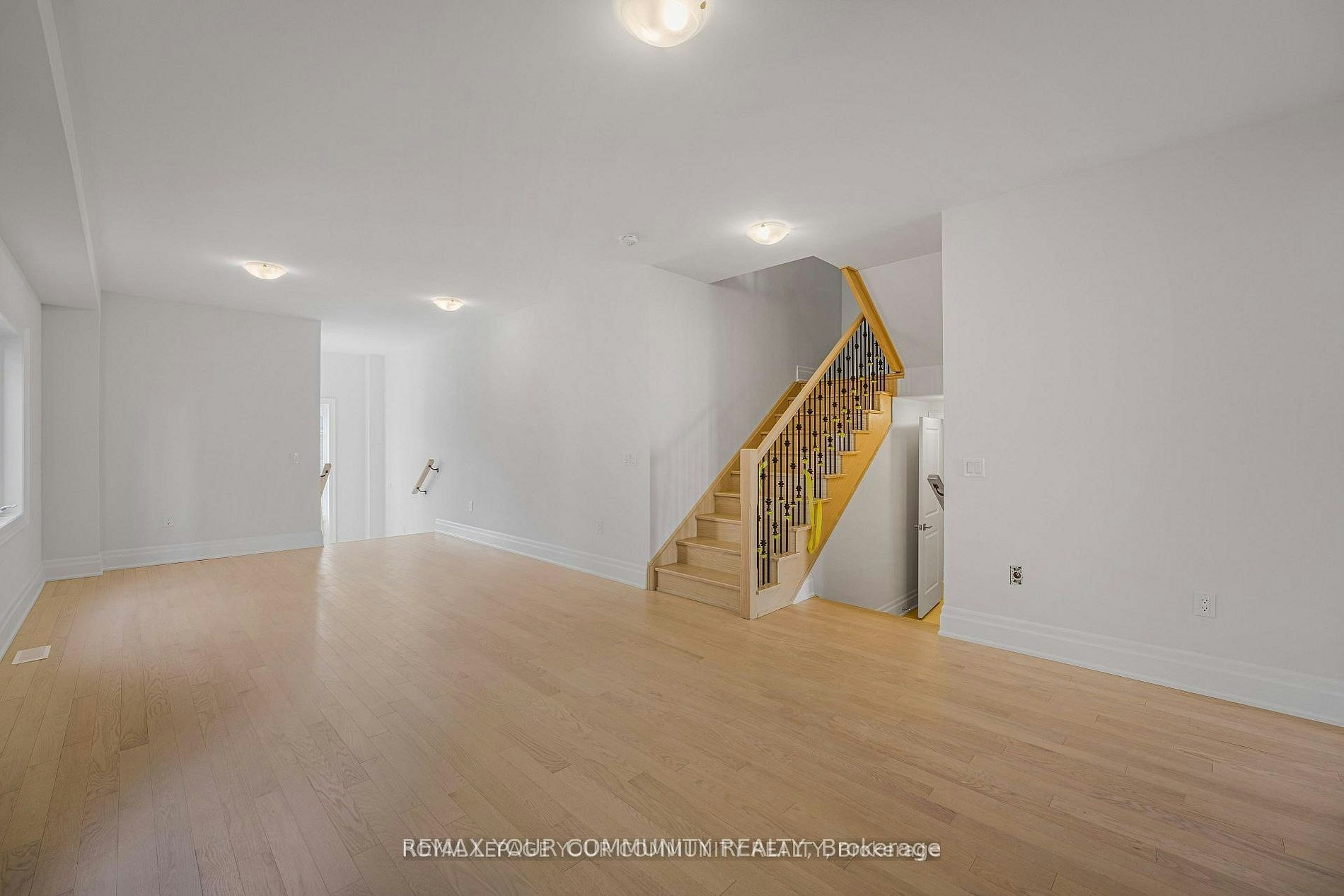 Upper-14 Donnybrook Court, Brampton, ON, L7A 1W2 - 6