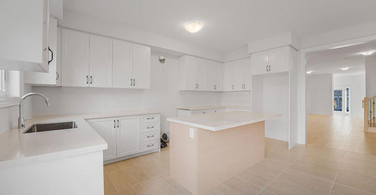 Upper-14 Donnybrook Court, Brampton, ON, L7A 1W2 - 9