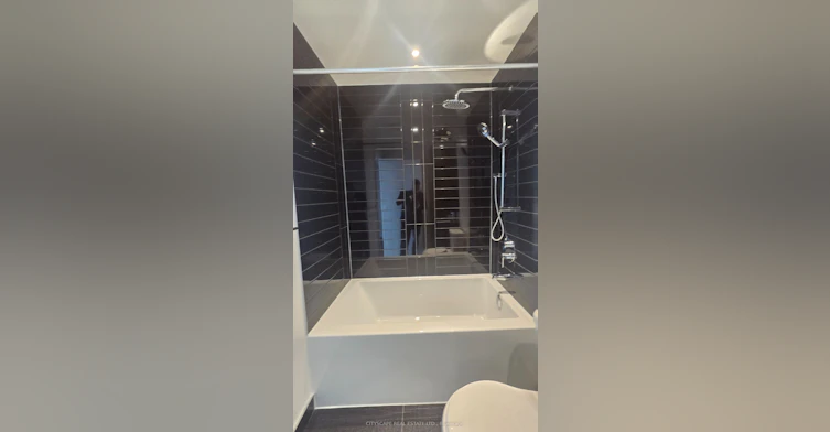 2402-448 Burnhamthorpe Road W, Mississauga, ON, L5B 0R4 - 10
