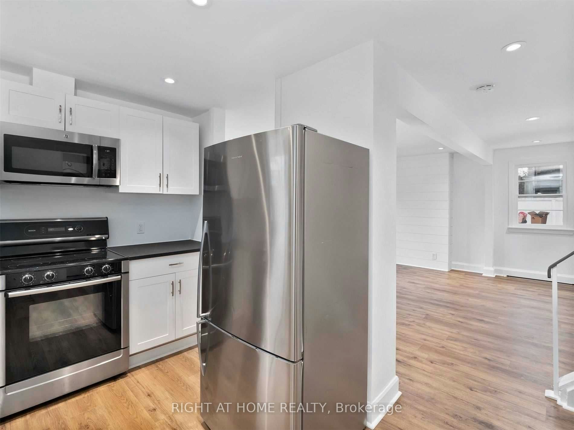 1089 Truman Avenue, Oakville, ON, L6H 1Y7 - 12