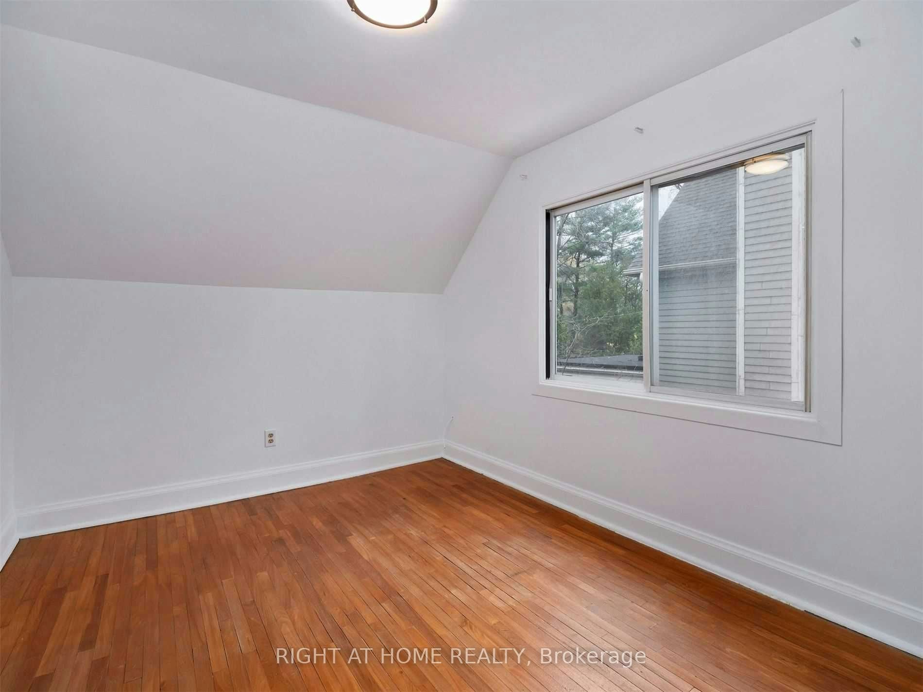 1089 Truman Avenue, Oakville, ON, L6H 1Y7 - 21
