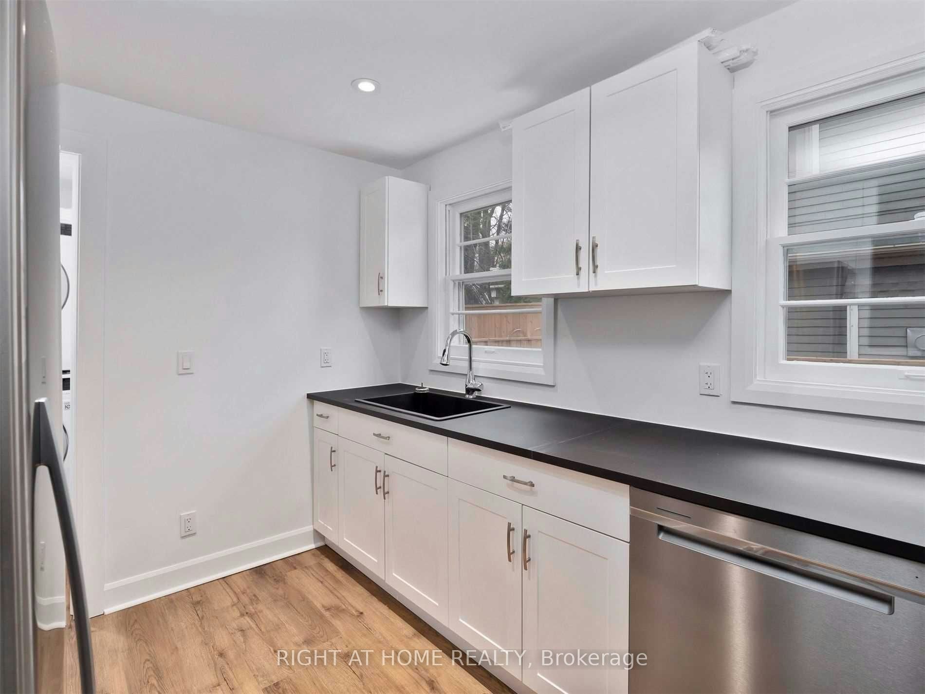 1089 Truman Avenue, Oakville, ON, L6H 1Y7 - 13