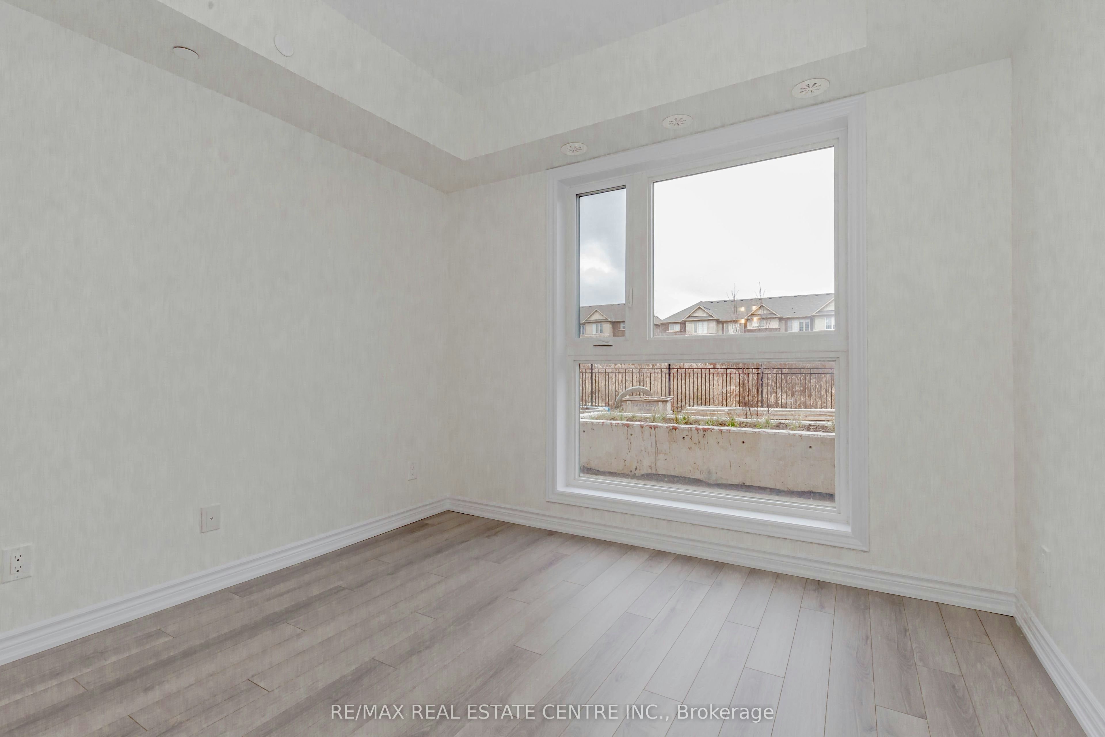 121-349 Wheat Boom Drive, Oakville, ON, L6H 7X5 - 34