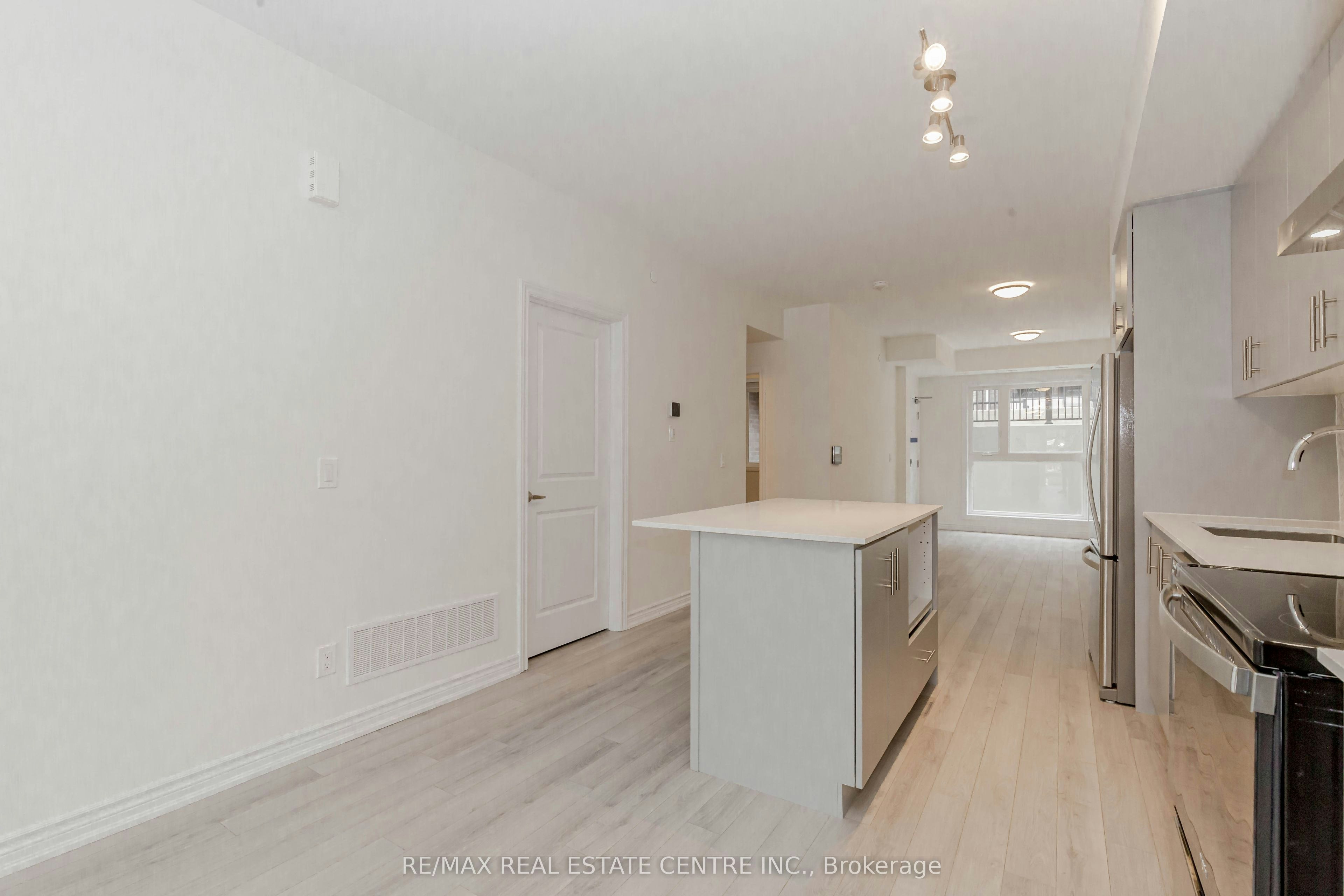 121-349 Wheat Boom Drive, Oakville, ON, L6H 7X5 - 23