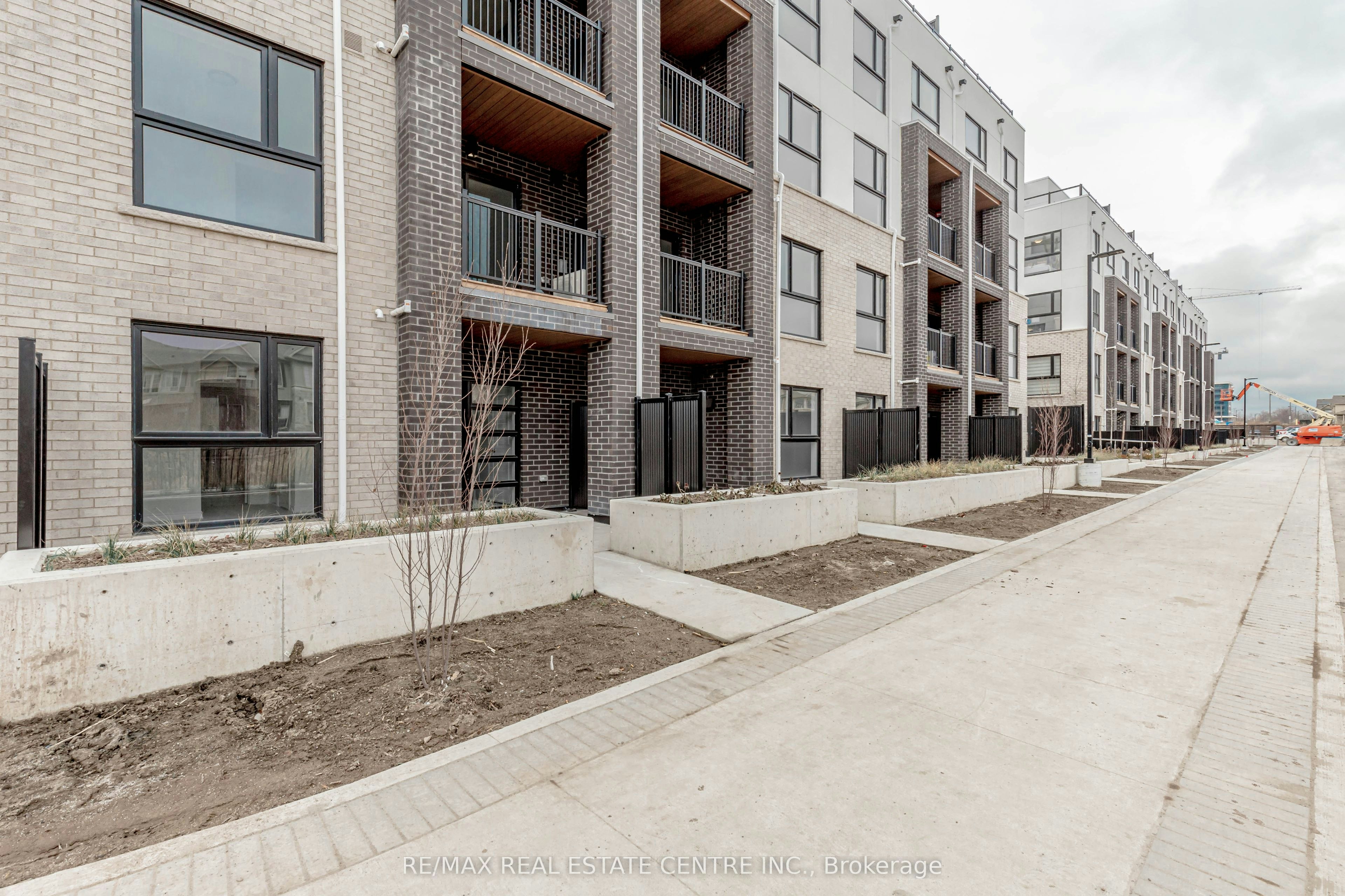 121-349 Wheat Boom Drive, Oakville, ON, L6H 7X5 - 7
