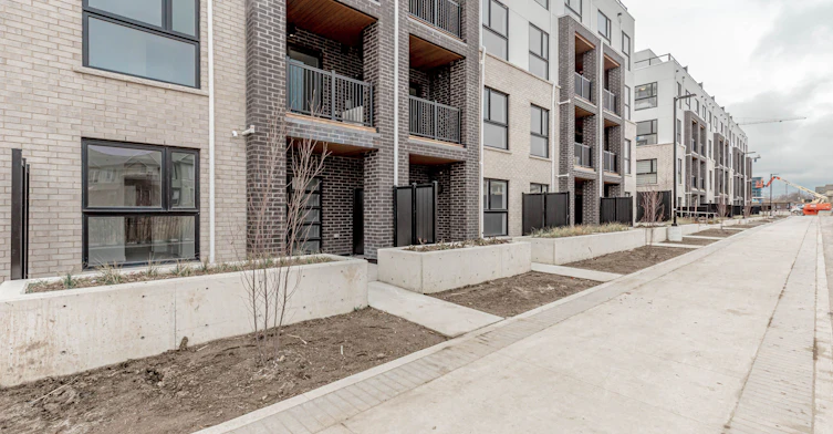 121-349 Wheat Boom Drive, Oakville, ON, L6H 7X5 - 7