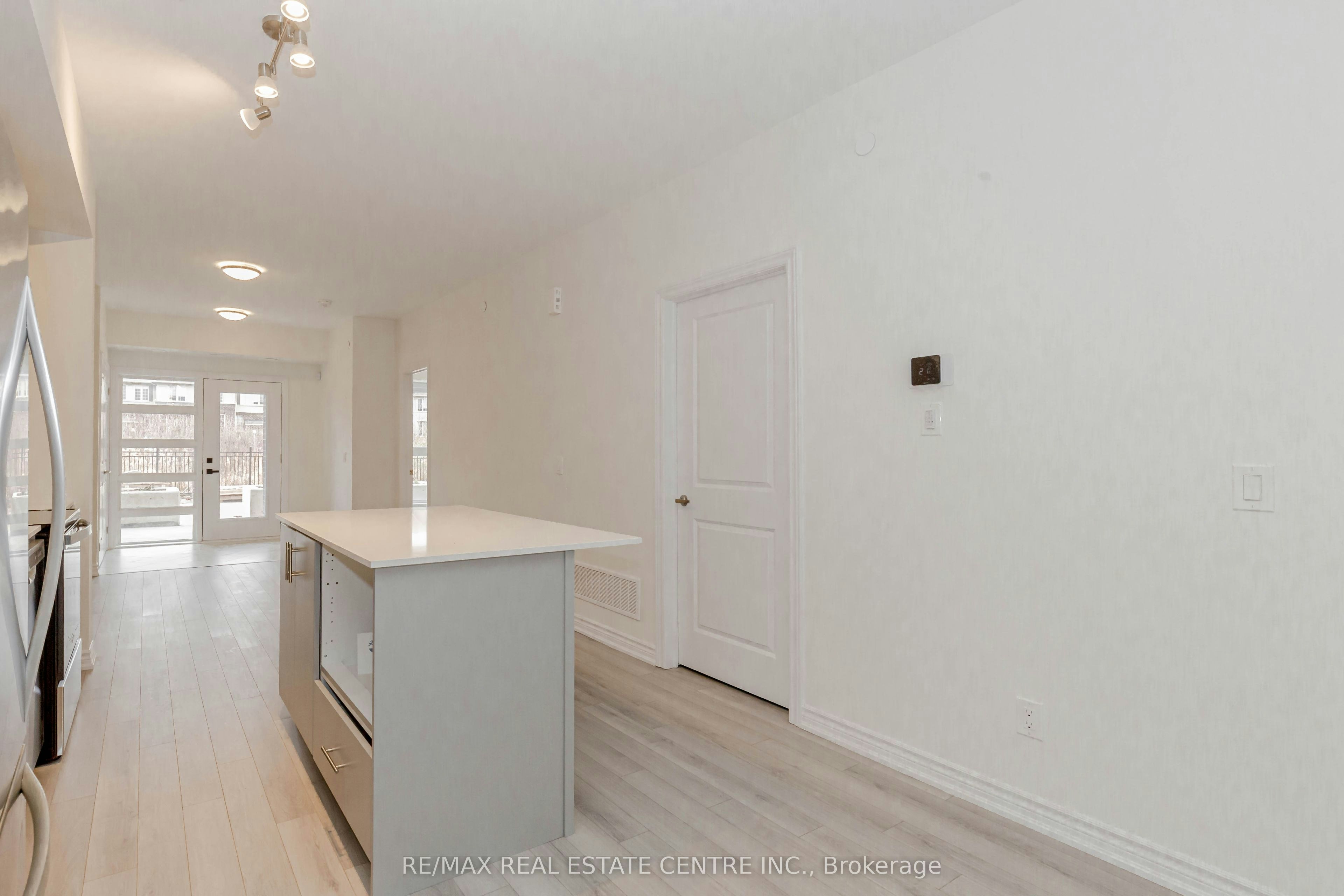 121-349 Wheat Boom Drive, Oakville, ON, L6H 7X5 - 27