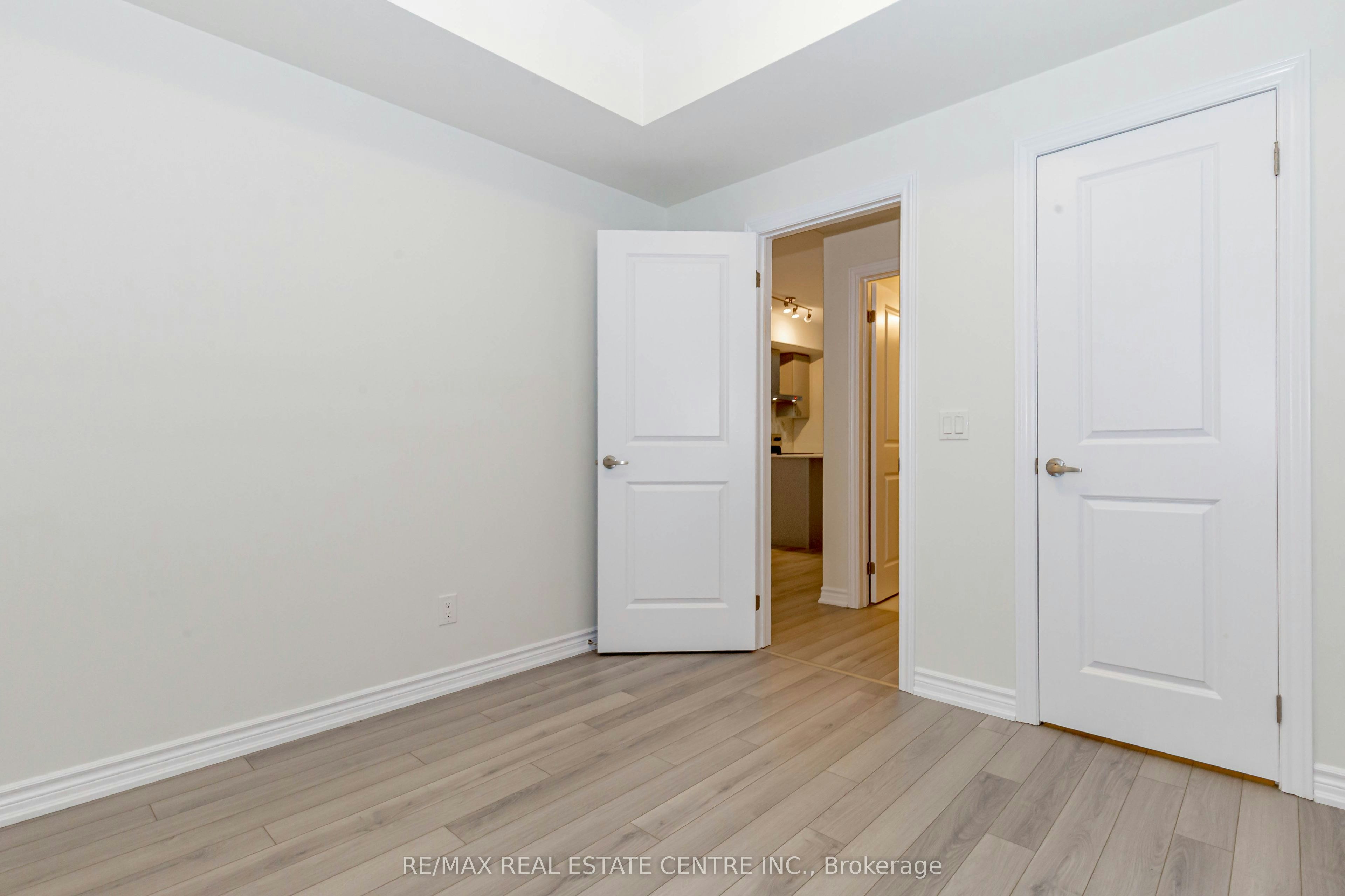 121-349 Wheat Boom Drive, Oakville, ON, L6H 7X5 - 43