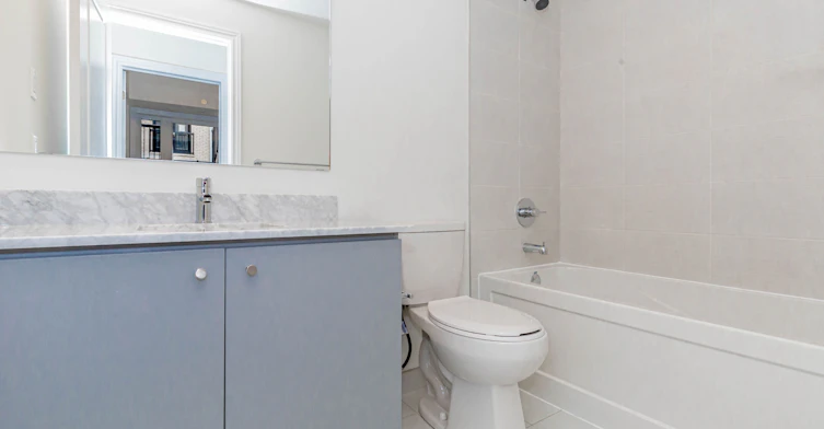 121-349 Wheat Boom Drive, Oakville, ON, L6H 7X5 - 45