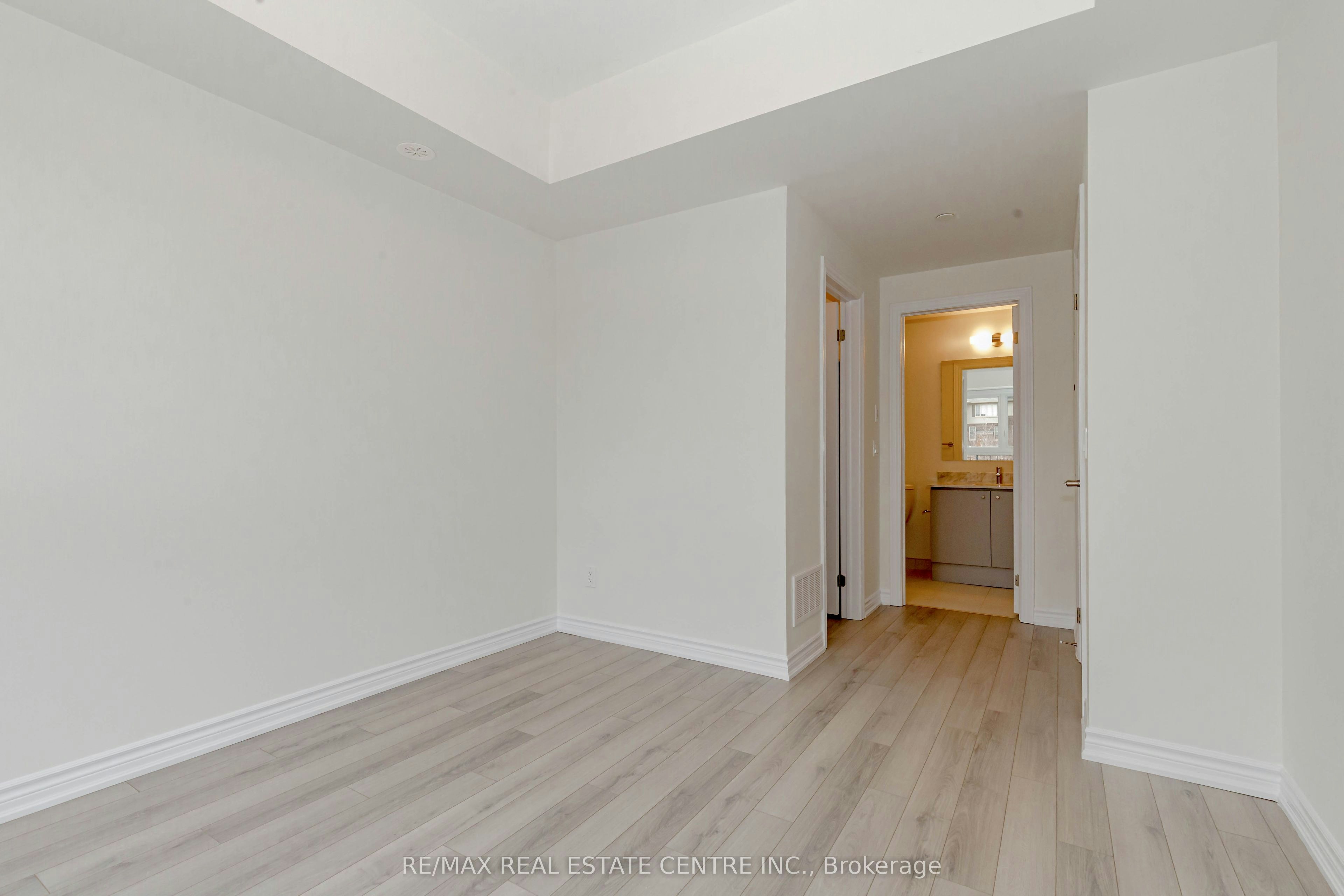 121-349 Wheat Boom Drive, Oakville, ON, L6H 7X5 - 36