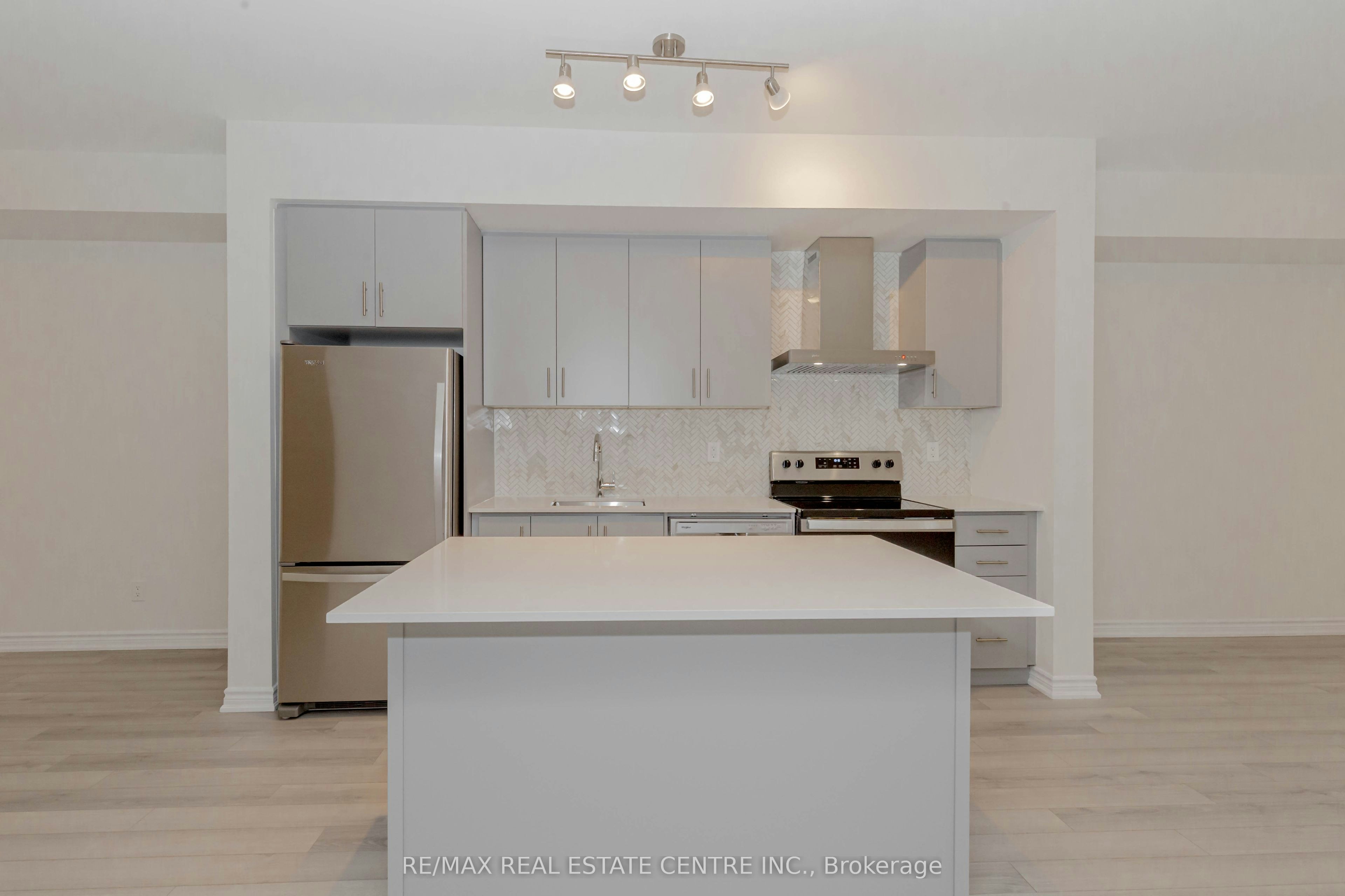 121-349 Wheat Boom Drive, Oakville, ON, L6H 7X5 - 26