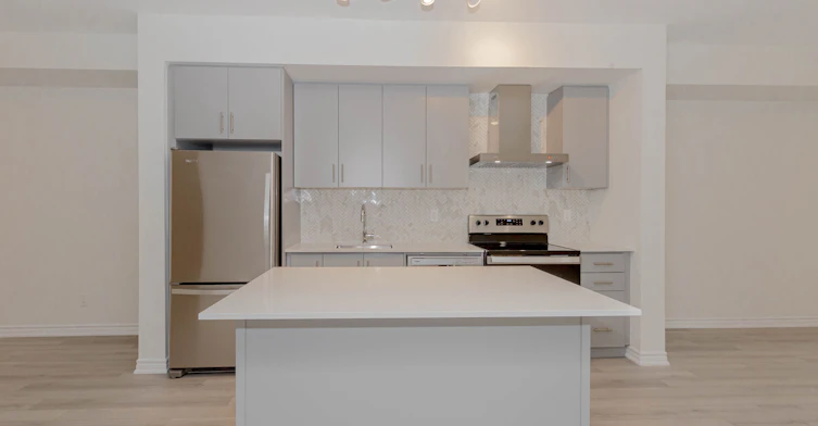 121-349 Wheat Boom Drive, Oakville, ON, L6H 7X5 - 26