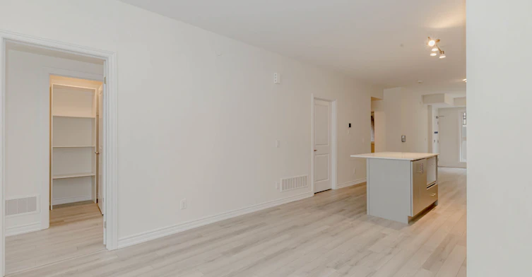 121-349 Wheat Boom Drive, Oakville, ON, L6H 7X5 - 30