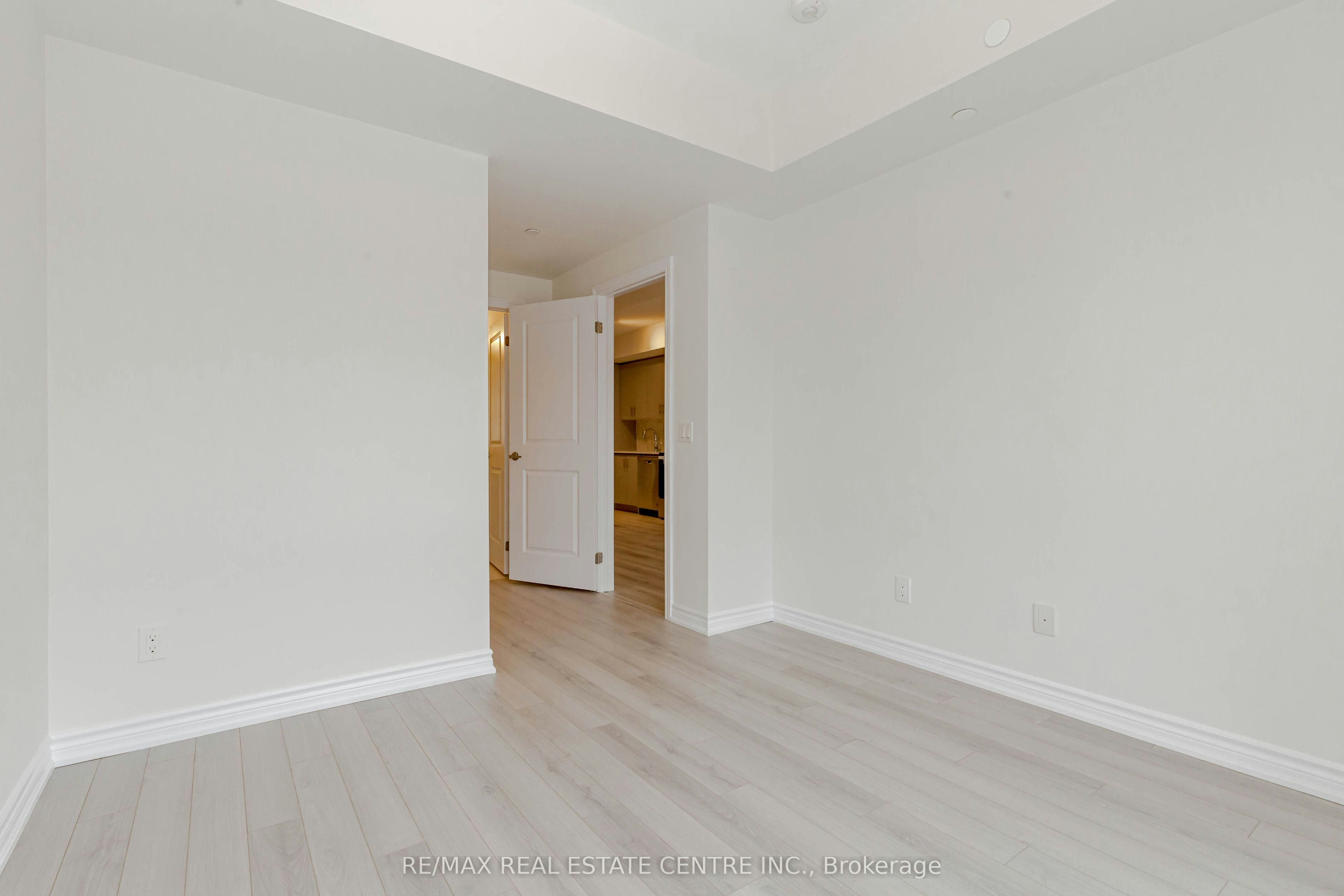 121-349 Wheat Boom Drive, Oakville, ON, L6H 7X5 - 35