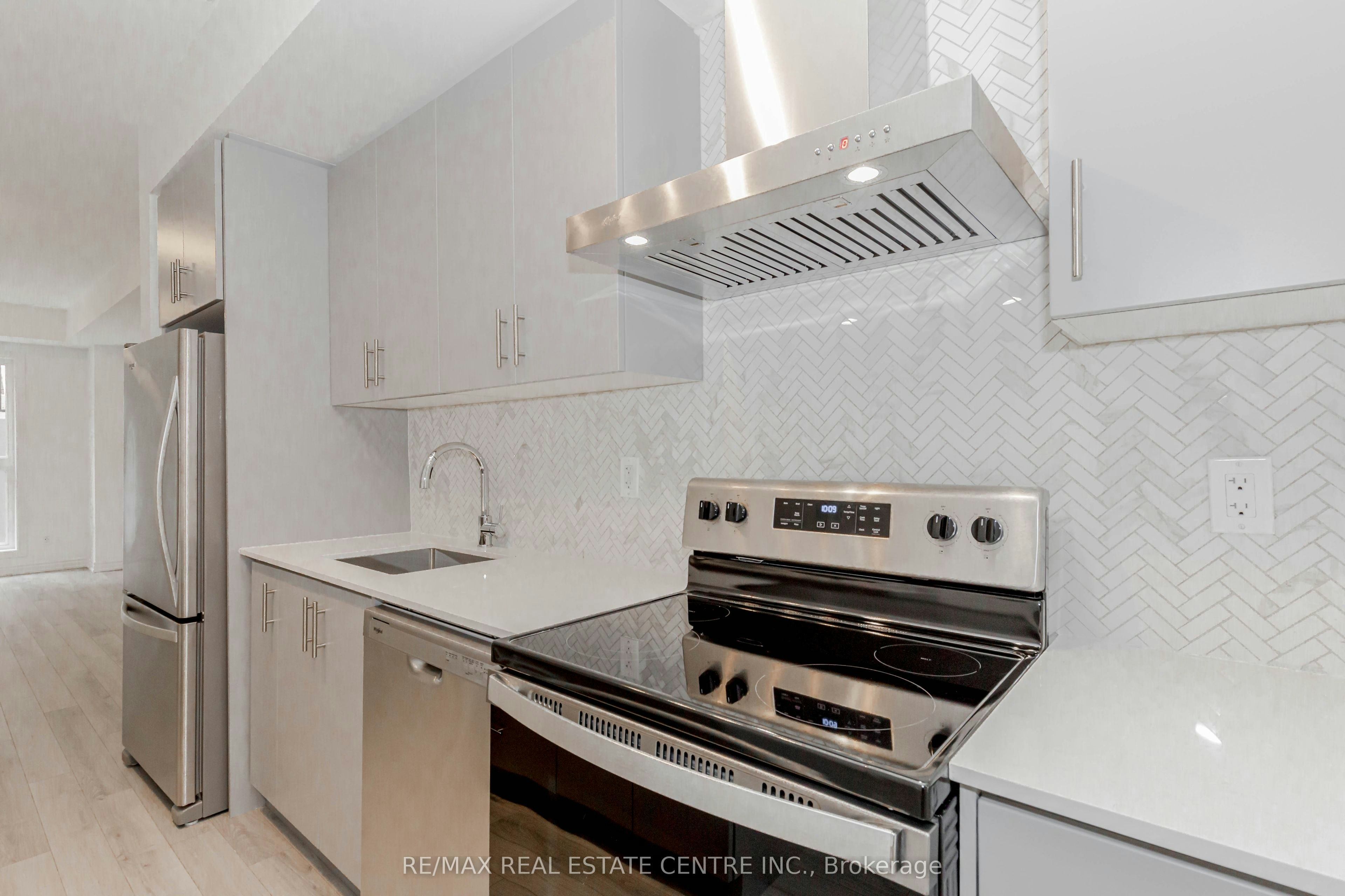 121-349 Wheat Boom Drive, Oakville, ON, L6H 7X5 - 22