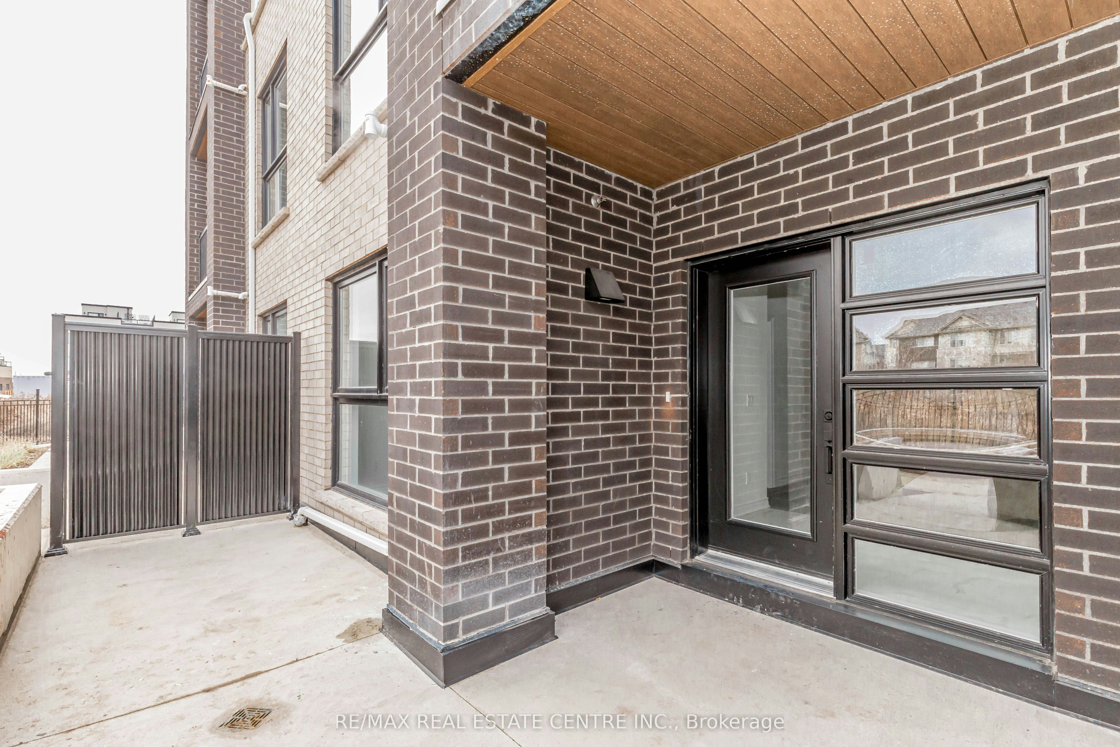 121-349 Wheat Boom Drive, Oakville, ON, L6H 7X5 - 2