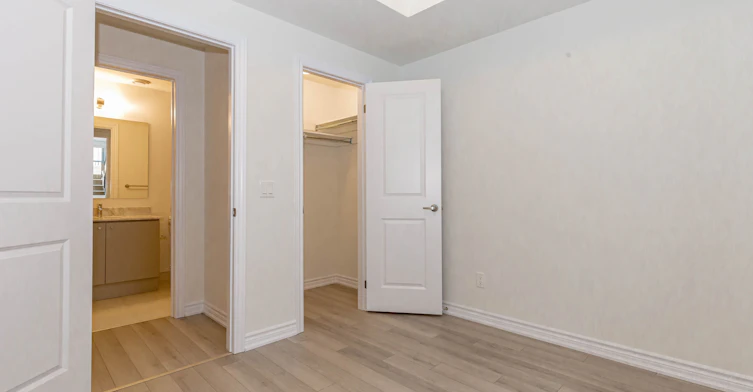 121-349 Wheat Boom Drive, Oakville, ON, L6H 7X5 - 44
