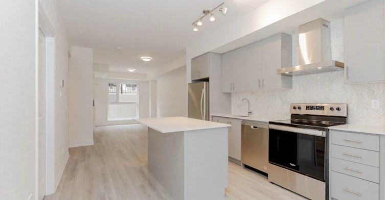 121-349 Wheat Boom Drive, Oakville, ON, L6H 7X5 - 25