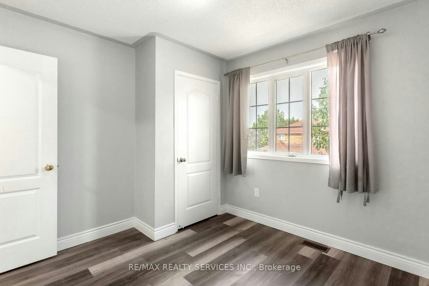 4 Farthingale Crescent, Brampton, ON, L7A 1R3 - 30