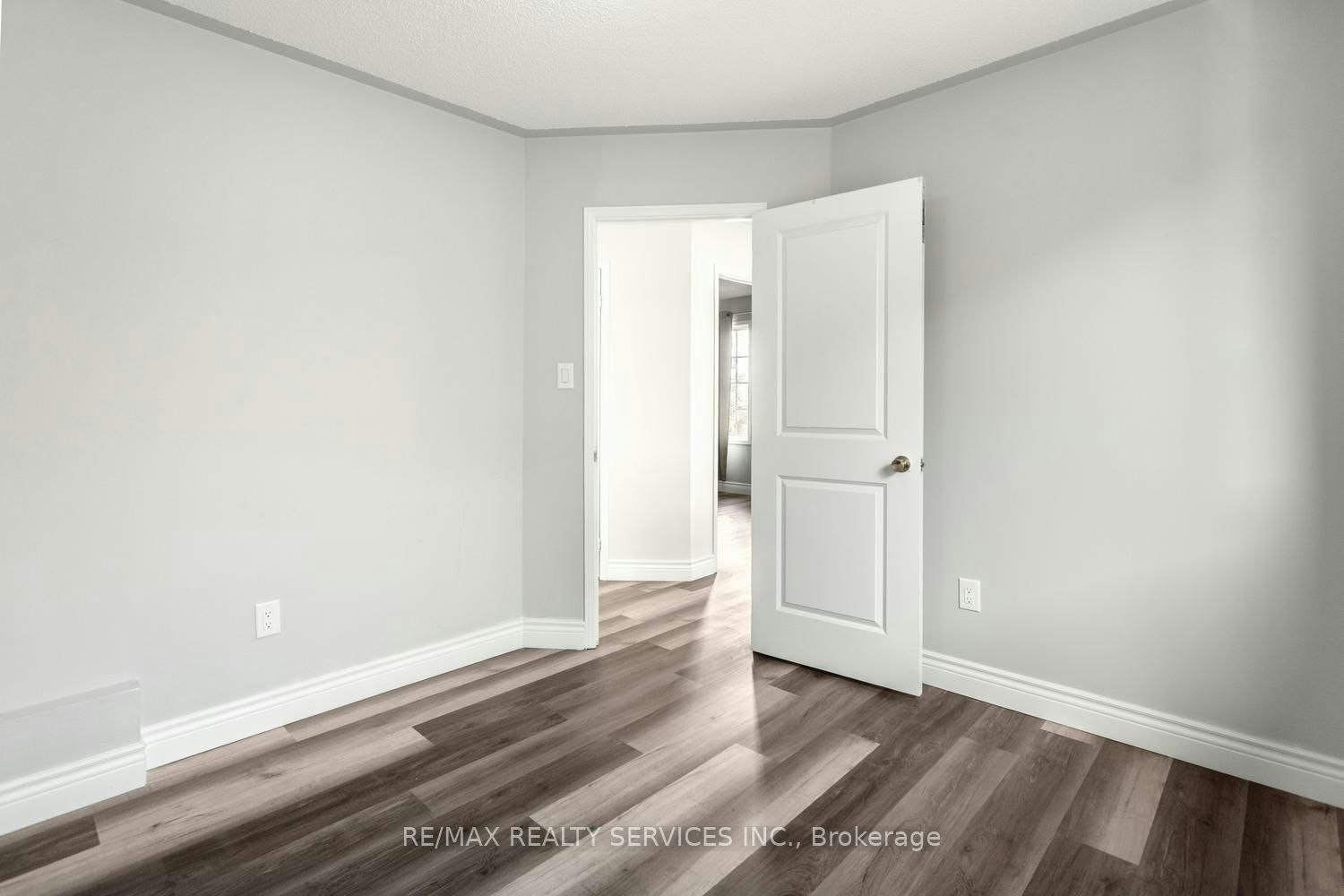 4 Farthingale Crescent, Brampton, ON, L7A 1R3 - 24