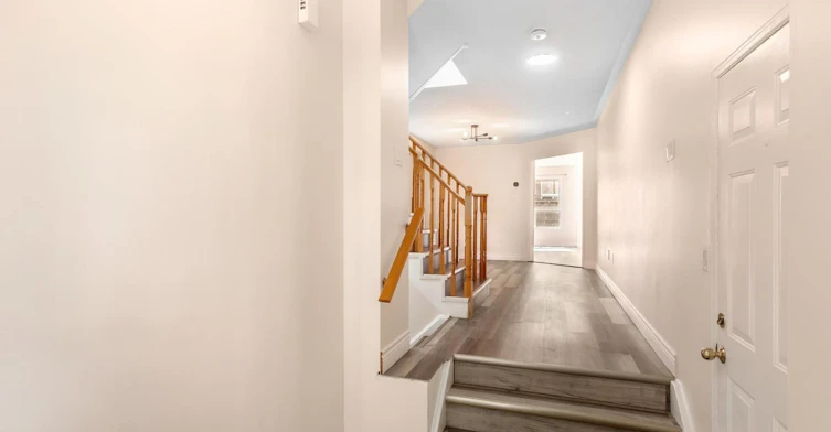 4 Farthingale Crescent, Brampton, ON, L7A 1R3 - 5