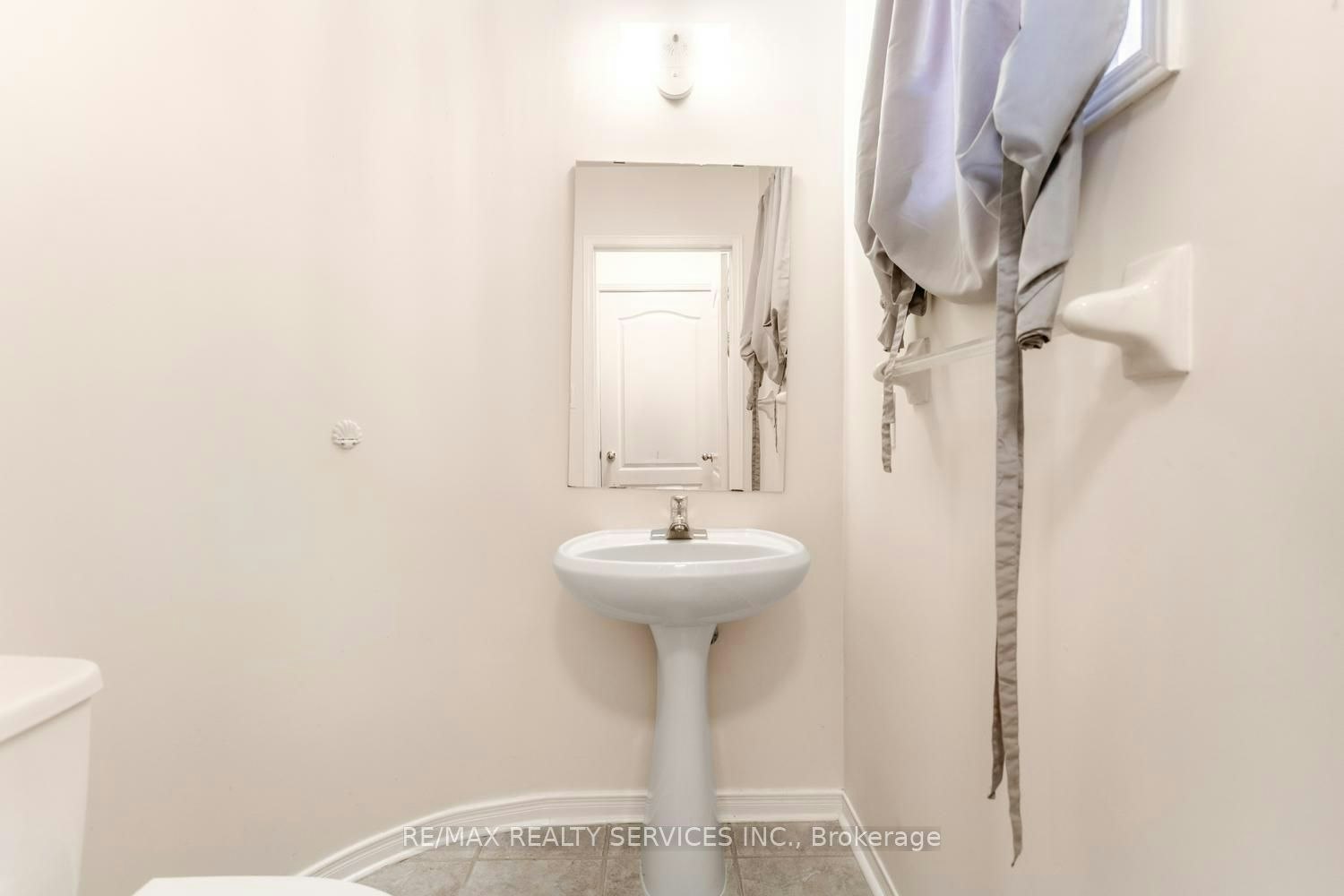 4 Farthingale Crescent, Brampton, ON, L7A 1R3 - 13