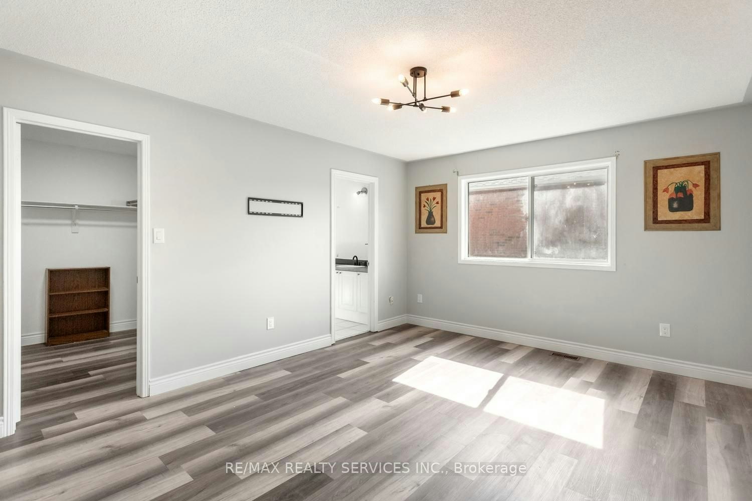 4 Farthingale Crescent, Brampton, ON, L7A 1R3 - 17