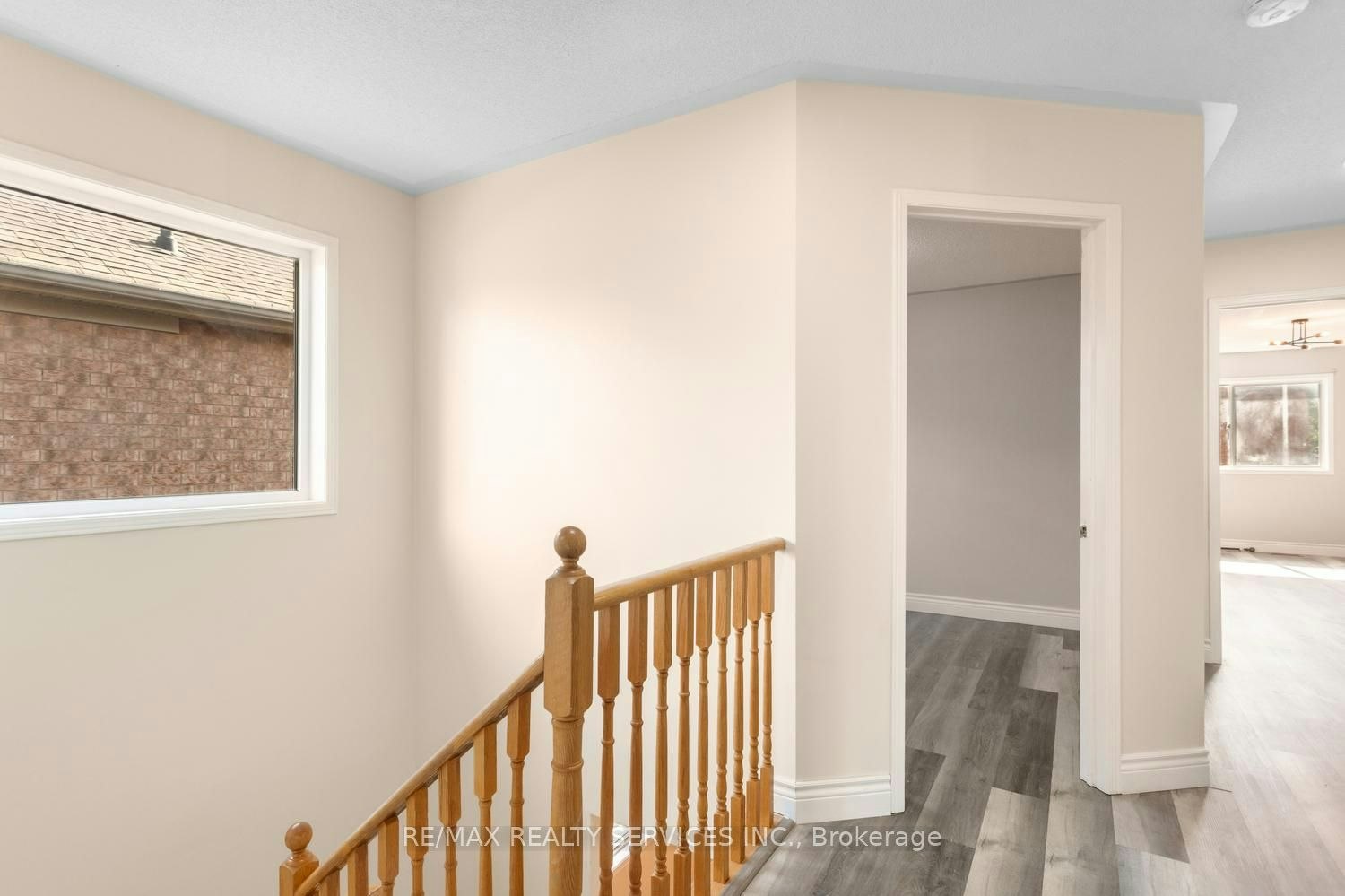 4 Farthingale Crescent, Brampton, ON, L7A 1R3 - 15