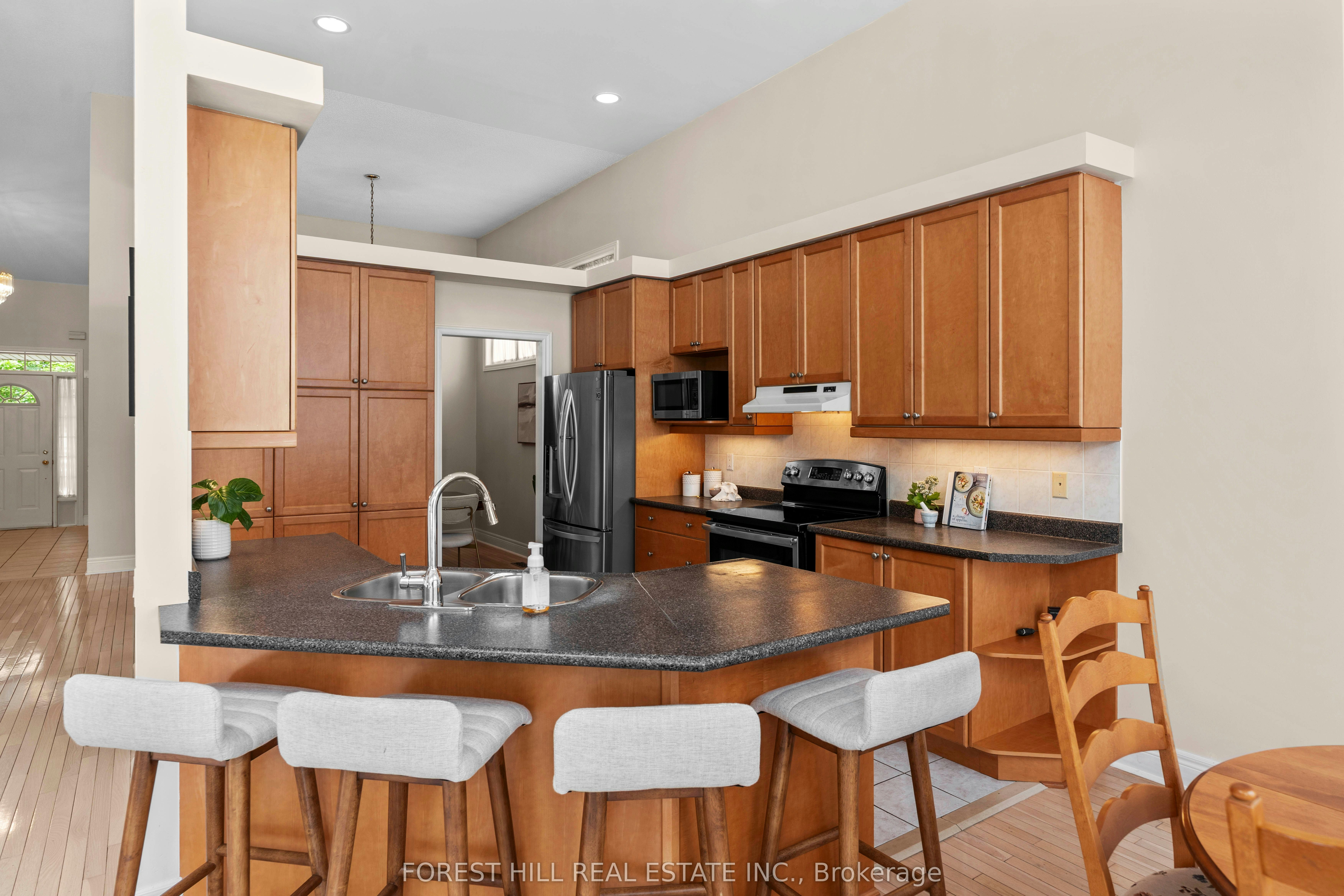 2210 Tiger Road, Burlington, ON, L7M 4W9 - 12