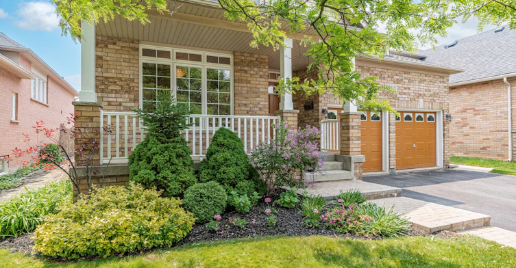 2210 Tiger Road, Burlington, ON, L7M 4W9 - 2