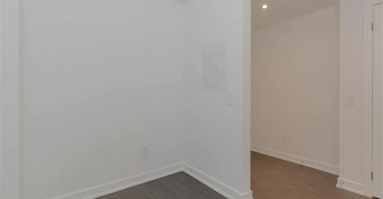 310-28 Ann Street, Mississauga, ON, M3C 0H5 - 9