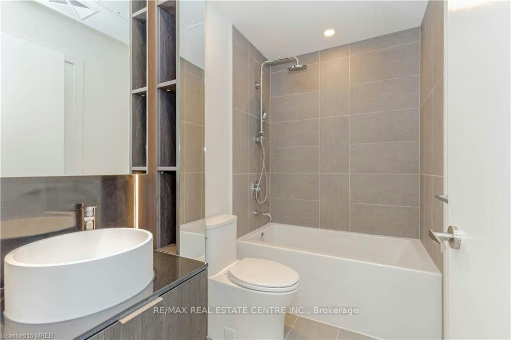310-28 Ann Street, Mississauga, ON, M3C 0H5 - 32