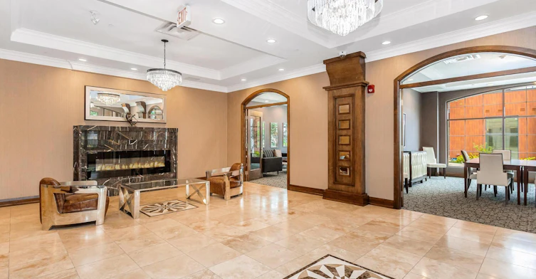 302-205 Lakeshore Road W, Oakville, ON, L6K 0H8 - 14