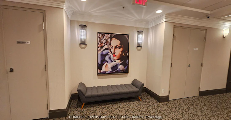 302-205 Lakeshore Road W, Oakville, ON, L6K 0H8 - 12