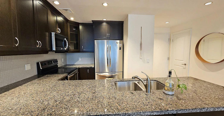 302-205 Lakeshore Road W, Oakville, ON, L6K 0H8 - 21