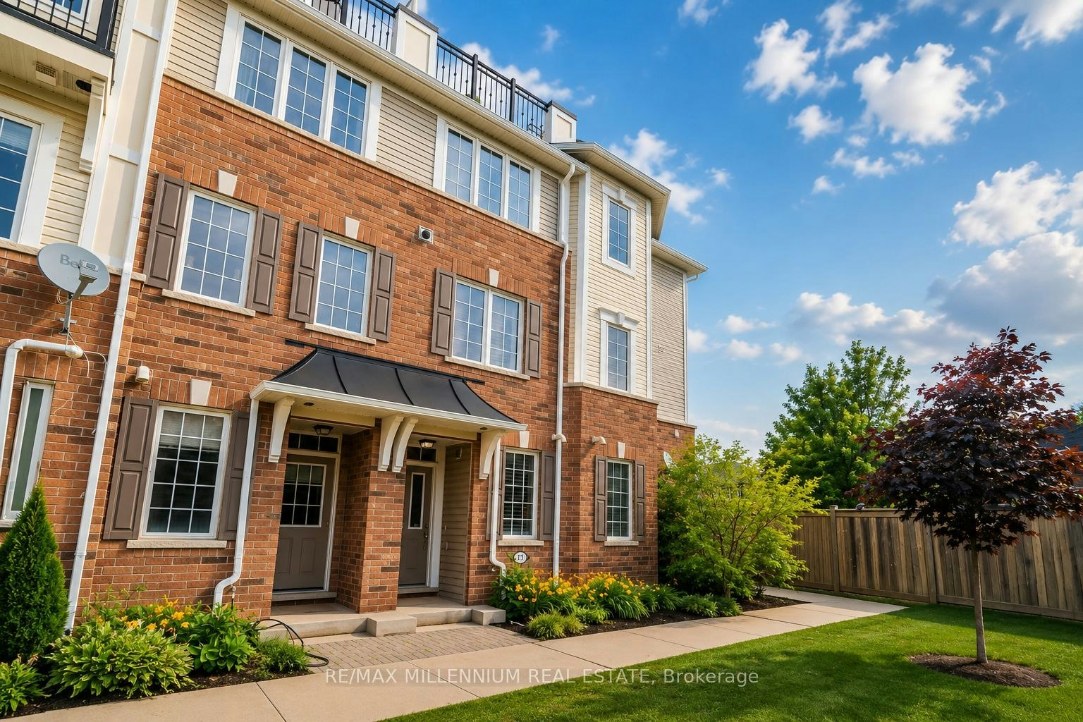 17-2614 Dashwood Drive, Oakville, ON, L6M 0K5