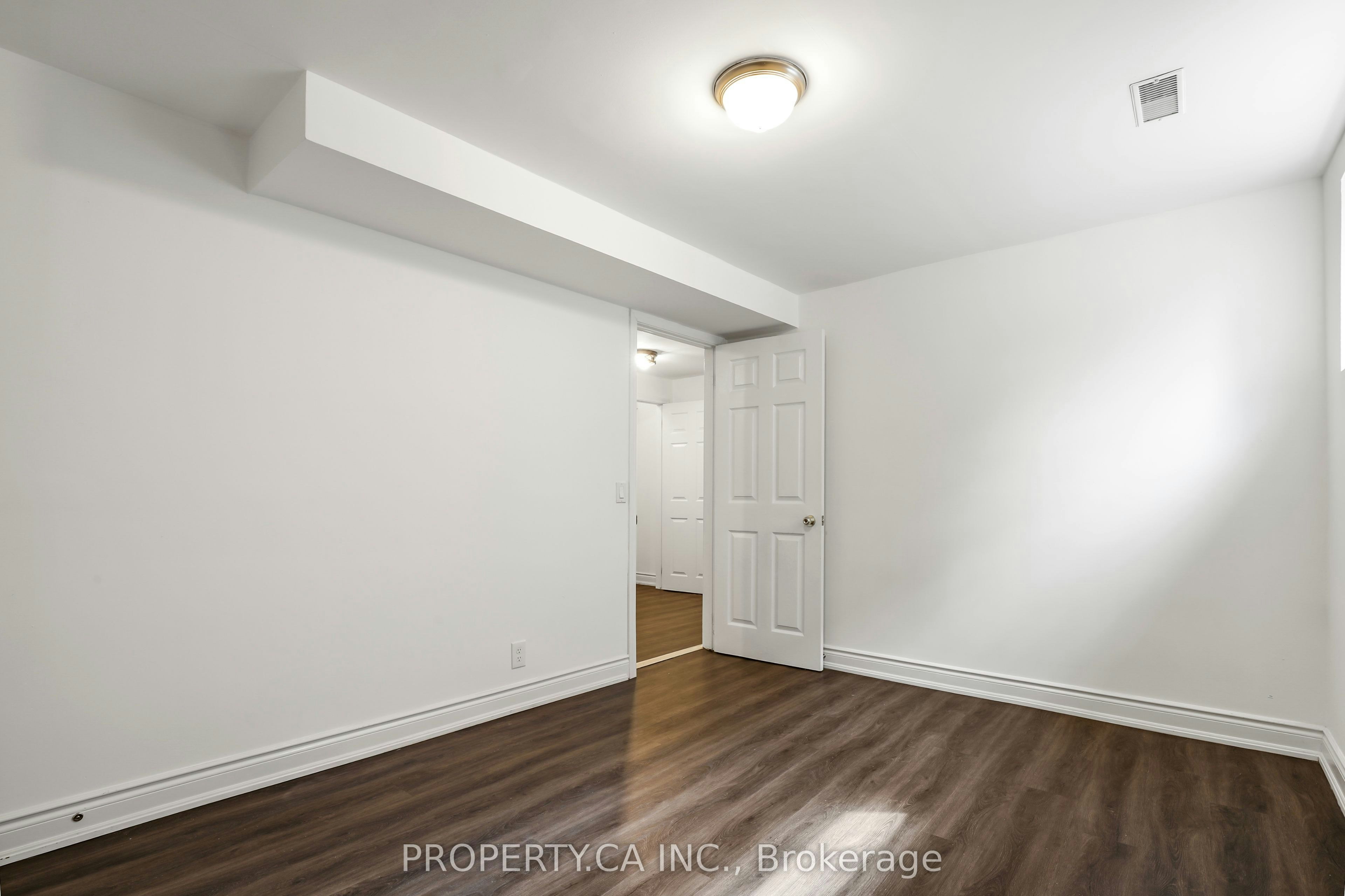 2-121 Melrose Street, Toronto, ON, M8Y 1B4 - 17