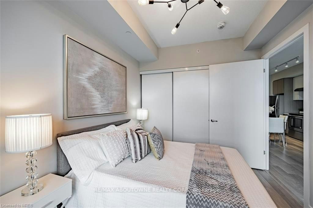 B416-5240 Dundas Street, Burlington, ON, L7L 0J6 - 16