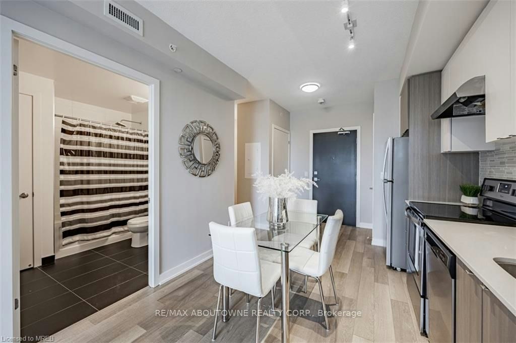 B416-5240 Dundas Street, Burlington, ON, L7L 0J6 - 20