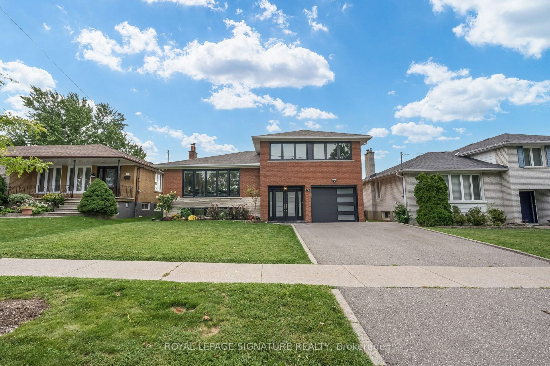 68 Stapleton Drive, Toronto, ON, M9R 2Z9