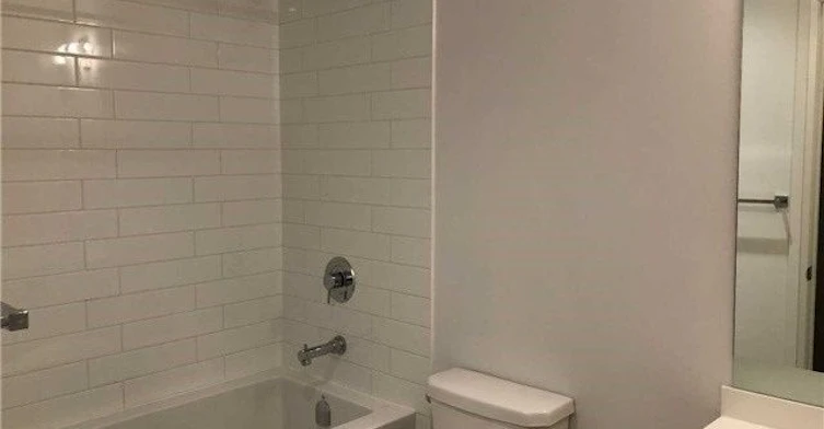 812-55 Speers Road, Oakville, ON, L6K 0H9 - 10