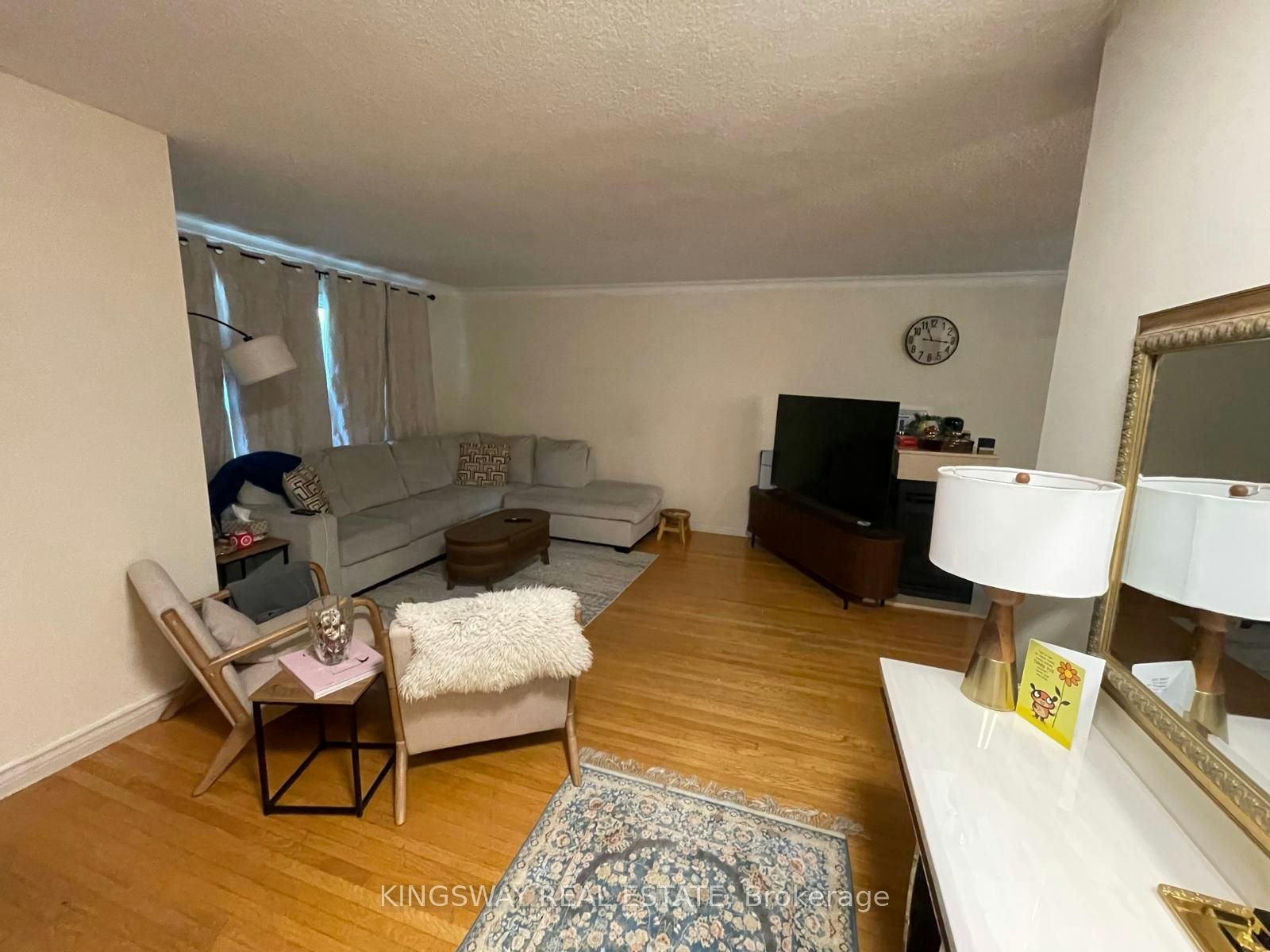 16 Plainsman Road, Mississauga, ON, L5N 1C5 - 4