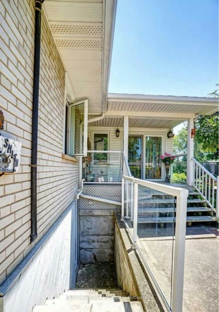 16 Plainsman Road, Mississauga, ON, L5N 1C5 - 16