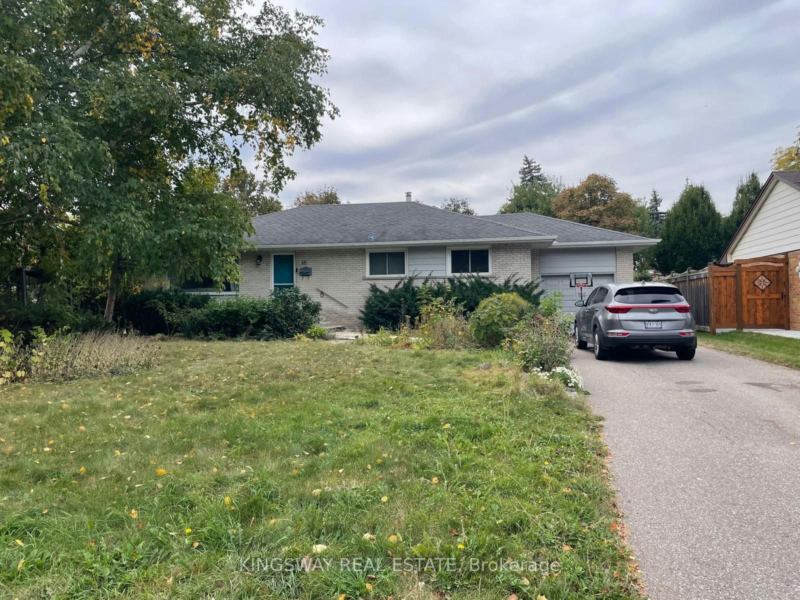 16 Plainsman Road, Mississauga, ON, L5N 1C5 - 5