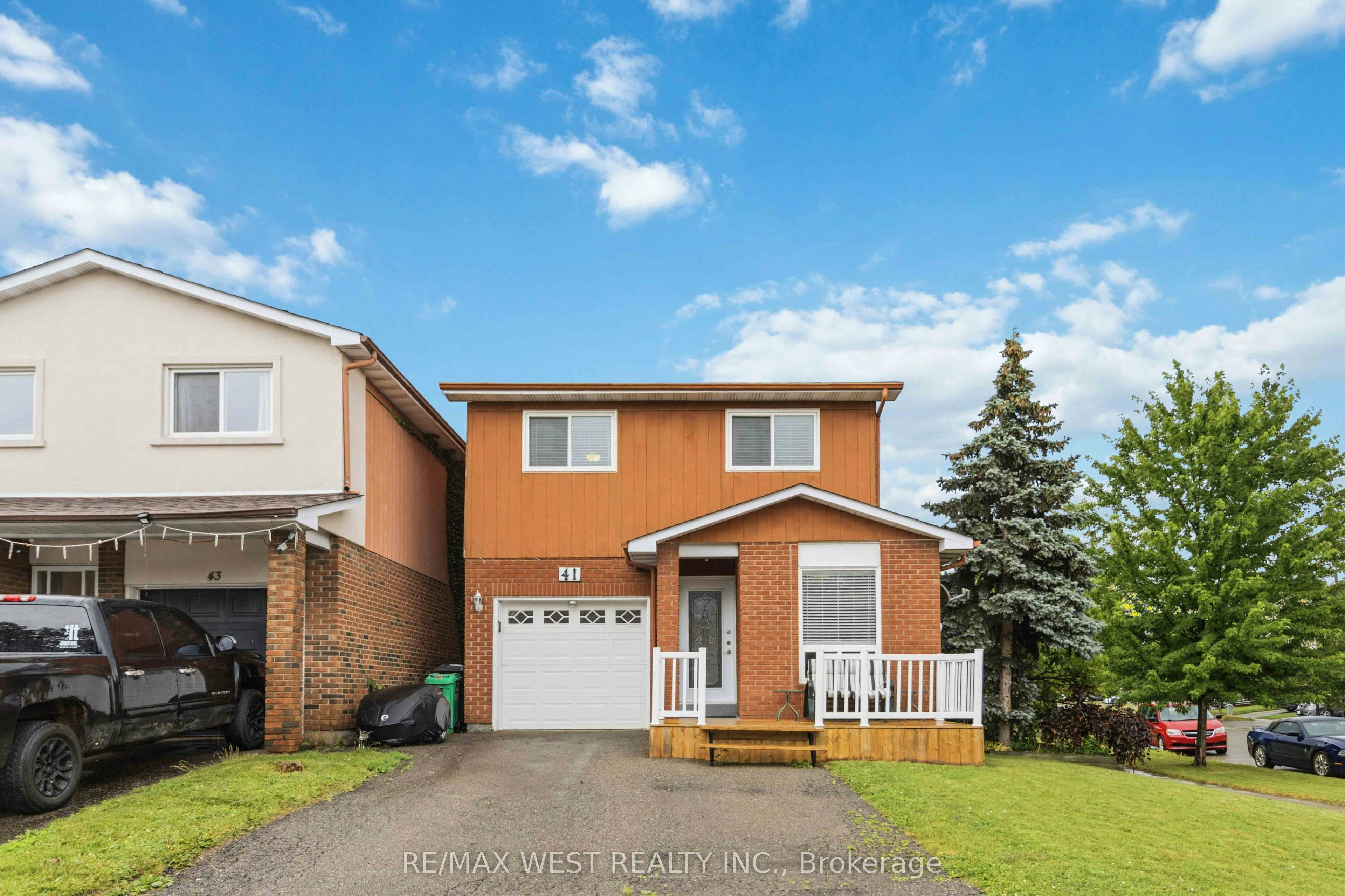 41 Winterfold Dr Drive, Brampton, ON, L6V 3S8