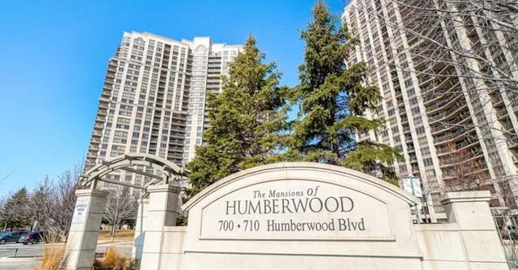 1026-700 Humberwood Boulevard, Toronto, ON, M9W 7J4