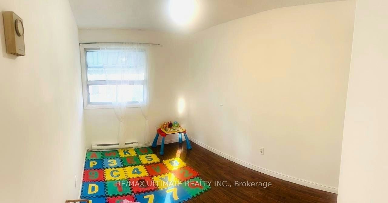 7 Grand River Court, Brampton, ON, L6S 2J8 - 18